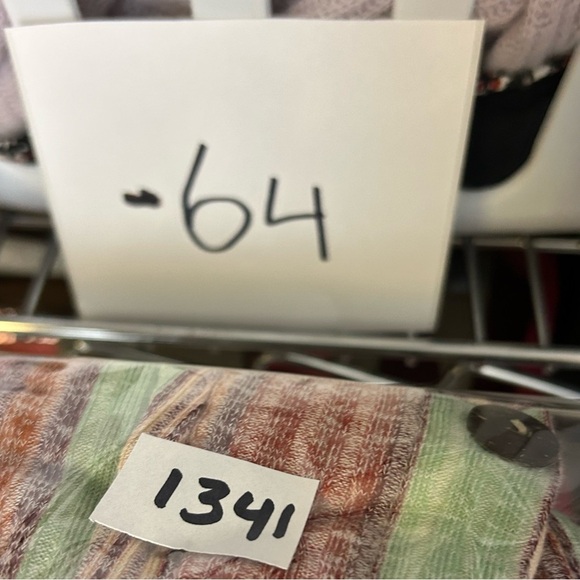 W5 Tank Top Blouse M Striped Multicolor Sleeveless Boho Stretch Button Down Chic - Picture 12 of 12